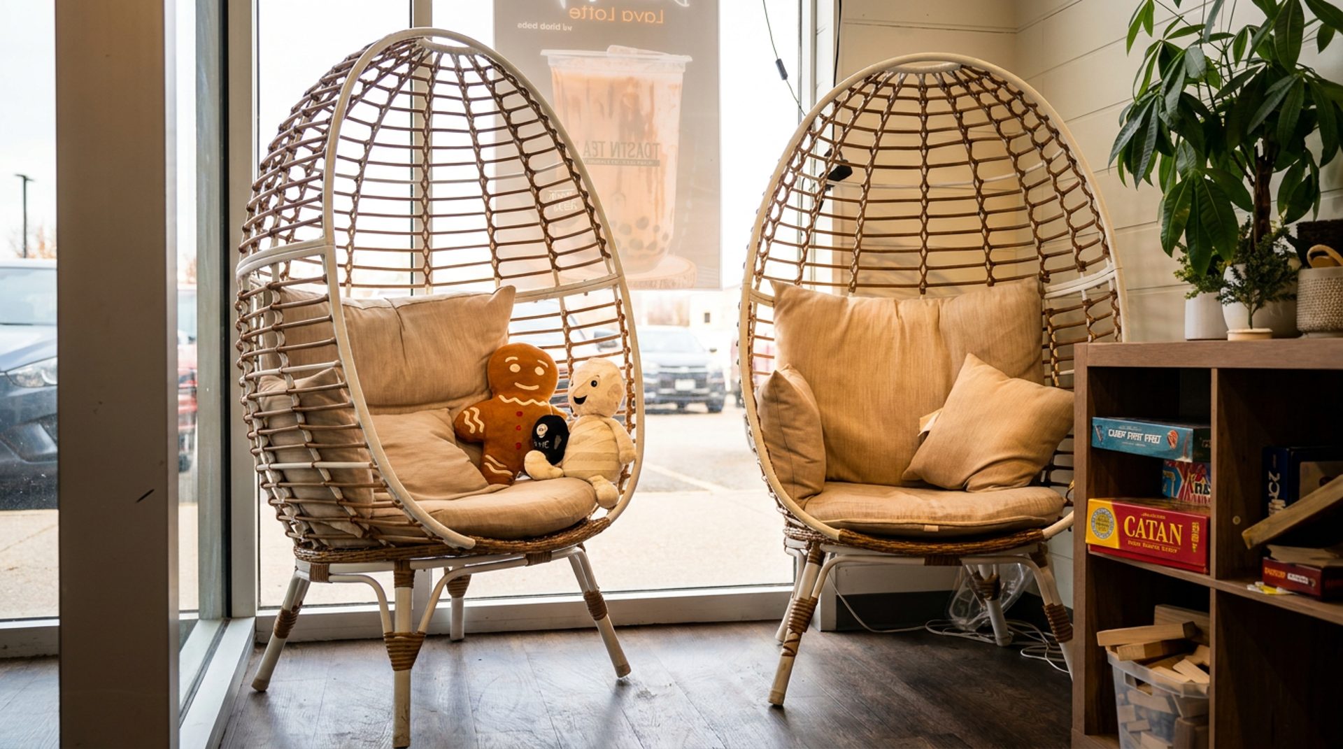 Egg chairs, board games, stay a while